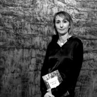 Louisa-Holecz-2-blackwhite